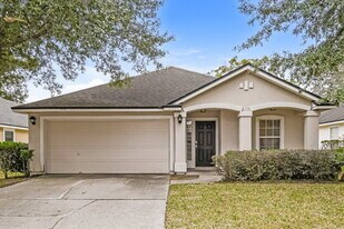 1440 Bitterberry Dr in Orange Park, FL - Building Photo