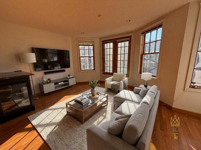 property at 40 Baxter St