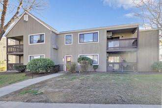 3012 Madison Ave in Bridgeport, CT - Building Photo - Building Photo