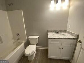 95 N Jackson St, Unit APT 3 in Hartwell, GA - Building Photo - Building Photo