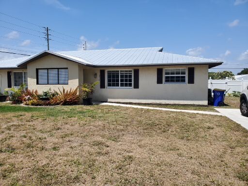 3310 NE Jeannette Dr