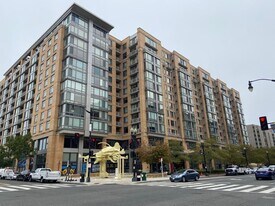 475 K St NW, Unit 301 in Washington, DC - Building Photo