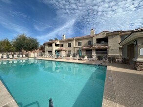 955 E Knox Rd in Chandler, AZ - Building Photo - Building Photo