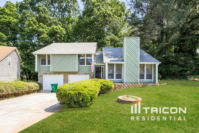 property at 3834 Springleaf Ct