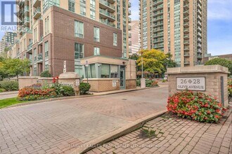 28 Olive Ave in Toronto, ON - Building Photo - Building Photo