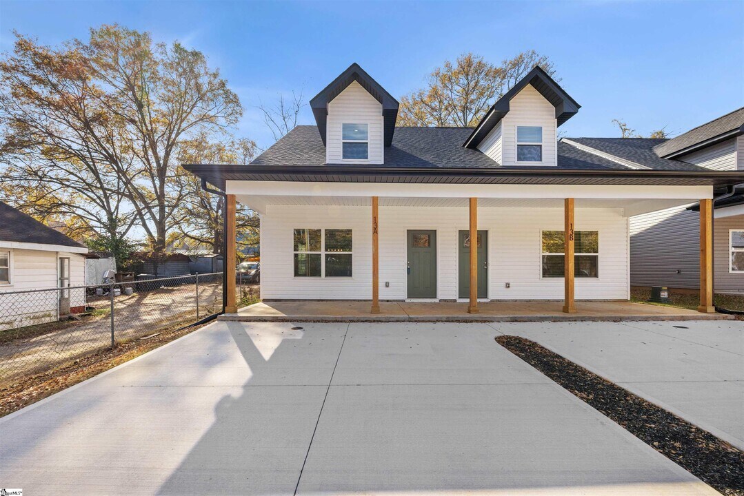 13 Jamison St in Greenville, SC - Building Photo
