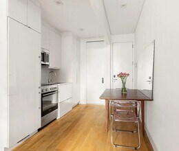 26 Prince St in New York, NY - Foto de edificio - Building Photo