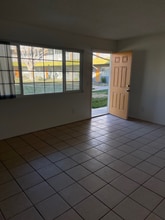 18125 Bellflower St in Adelanto, CA - Building Photo - Building Photo