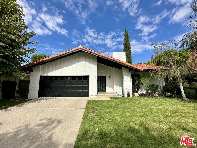 1097 Finrod Ct