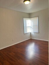 321 S Pauley St in Tehachapi, CA - Building Photo - Building Photo