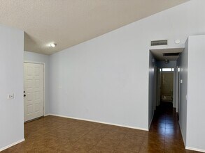 11421 N 92nd Ave in Peoria, AZ - Building Photo - Building Photo