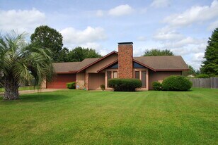 117 Reservation Dr in Gulfport, MS - Building Photo