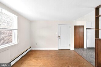 514 Seville St, Unit E in Philadelphia, PA - Building Photo - Building Photo