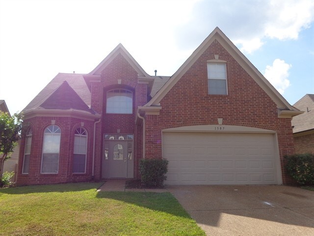 1587 Sutton Meadow Ln in Cordova, TN - Foto de edificio