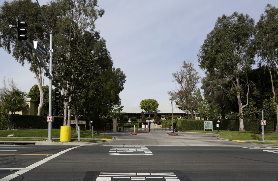 Villa Corona in Corona, CA - Building Photo