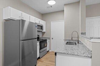 Shadowood Park in Laurel, MS - Building Photo - Building Photo