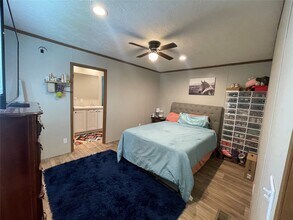 20410 Telge Rd in Tomball, TX - Building Photo - Building Photo