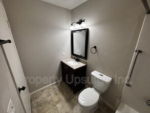 540 South St in Redding, CA - Building Photo - Building Photo