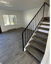 11215 Windemere Way in Stanton, CA - Building Photo - Building Photo