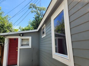 1567 9th St, Unit Cottage available now in Boulder, CO - Building Photo - Building Photo