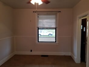 1054 8th Ave in Brackenridge, PA - Building Photo - Building Photo