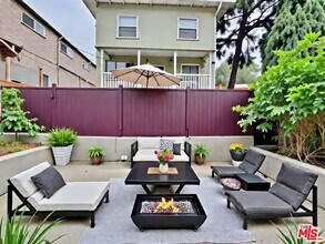 1110 Echo Park Ave in Los Angeles, CA - Building Photo - Building Photo