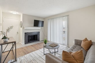 8208 Caribou Trail in Columbus, OH - Building Photo - Building Photo