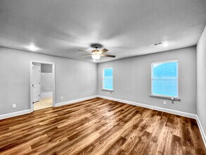 2812 Orchid Dr in Sherman, TX - Building Photo - Building Photo