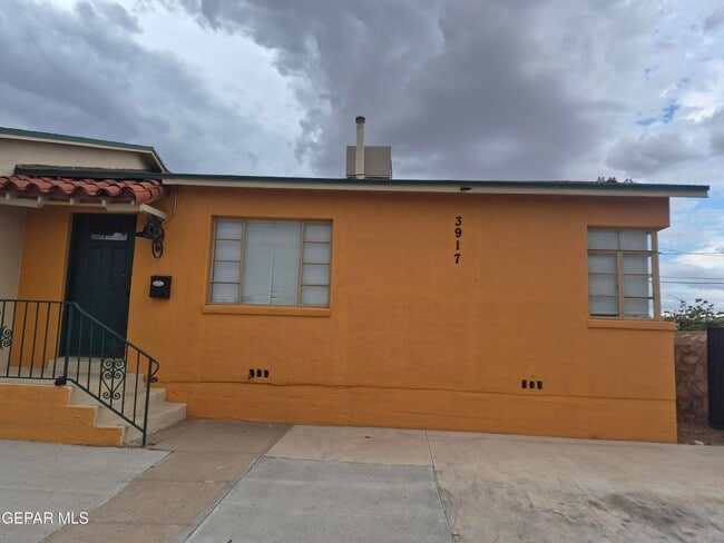 property at 3915 Mobile Ave
