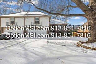 11400 Oak St in Kansas City, MO - Building Photo