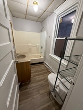 30 Walnut Ave in Waterbury, CT - Foto de edificio - Building Photo