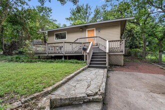 2116 Glendale Pl in Austin, TX - Building Photo - Building Photo
