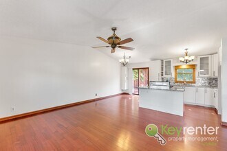 5619 E Croyden St in Wichita, KS - Building Photo - Building Photo