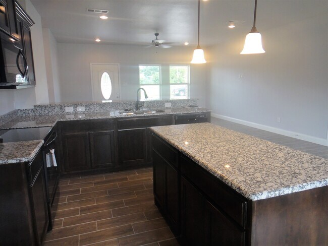 4909 Jefferson St in Greenville, TX - Building Photo - Building Photo