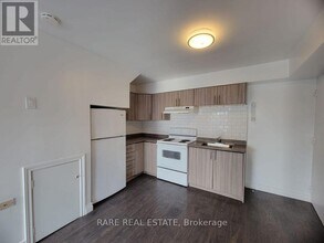 592 Marlee Ave in Toronto, ON - Building Photo - Building Photo