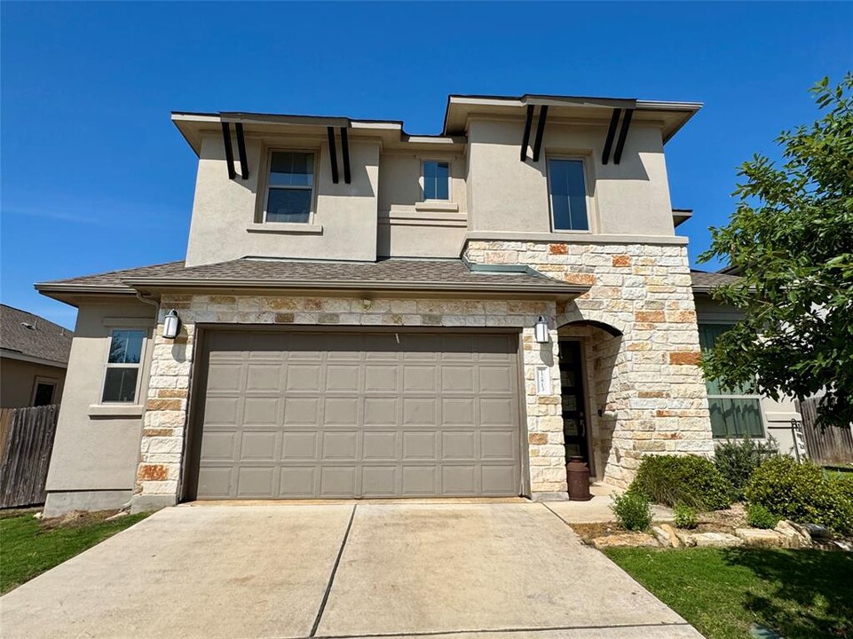 12813 Gandia Dr in Austin, TX - Building Photo