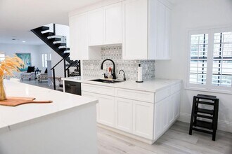 2948 Hidden Harbour Ct in Fort Lauderdale, FL - Building Photo - Building Photo