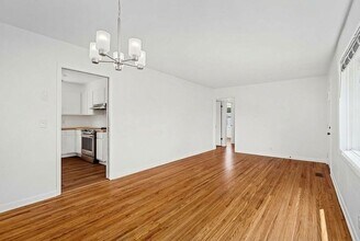 2118 Crystal Dr in Nashville, TN - Building Photo - Building Photo