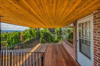 6506 E Evergreen Blvd in Vancouver, WA - Building Photo - Building Photo