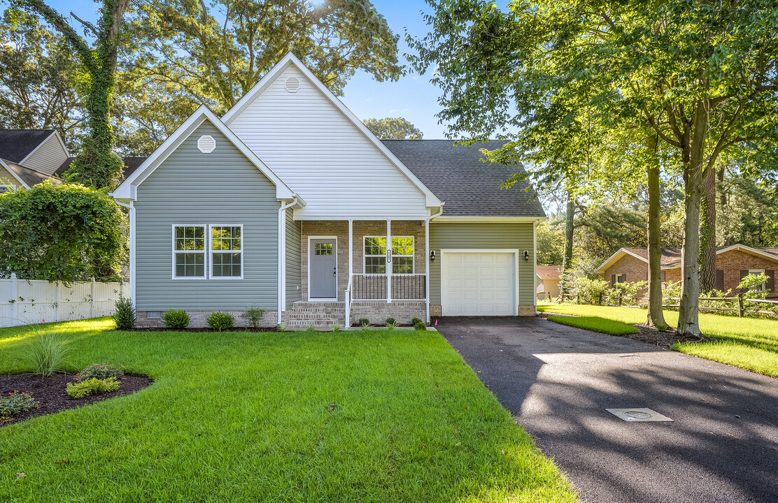 1207 Frederick Ave in Salisbury, MD - Building Photo