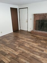 4483-4485-4485 Campbell Dr SE in Salem, OR - Building Photo - Building Photo