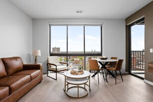 421 N Pennsylvania St, Unit ID1312585P in Indianapolis, IN - Building Photo