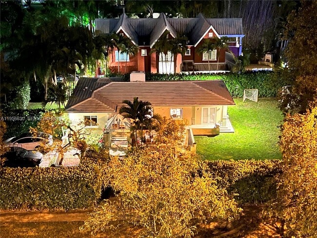 property at 5450 Sunset Dr