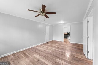 147 Burnside St in Jonesboro, GA - Building Photo - Building Photo