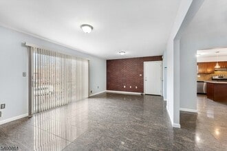 466 Lidgerwood Ave, Unit 468 in Elizabeth, NJ - Building Photo - Building Photo