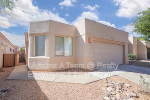 7362 E Placita Sacra in Tucson, AZ - Building Photo