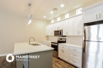 2000 N 36th St in Phoenix, AZ - Building Photo - Building Photo