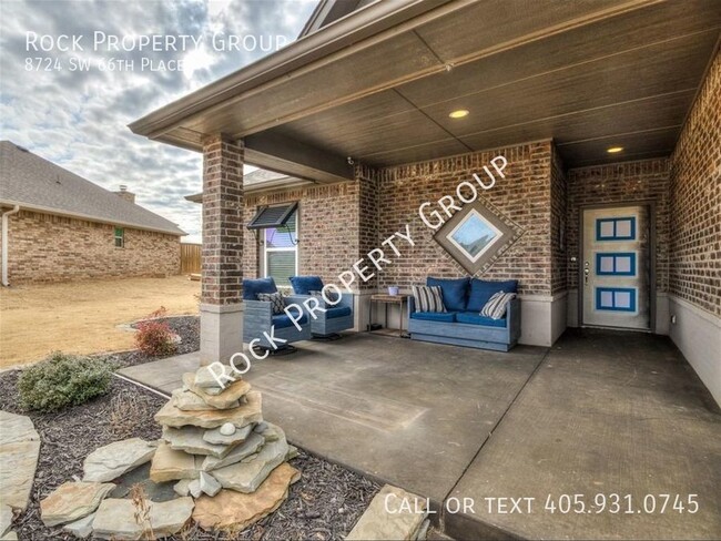 8724 SW 66th Pl in Oklahoma City, OK - Foto de edificio - Building Photo