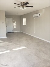 204 1st St in Ft. Myers, FL - Foto de edificio - Building Photo