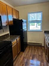 64 Goldenrod Ln, Unit 1 in Madison, WI - Building Photo - Building Photo